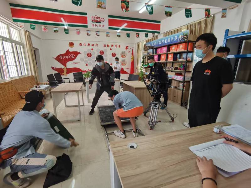 红塔区广告片拍摄公司：极简主义践行者，少即是多的视觉哲学